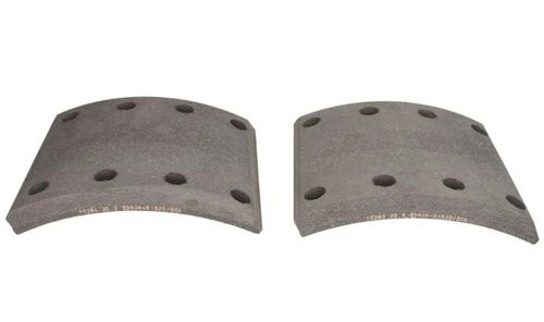 Накладки тормозные 1рем.(420x178)(93251 8x15 64)/ SAF 192831010210 LUMAG