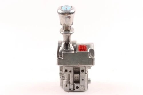 Кран HOWO SHACMAN SHAANXI управления подъемом кузова MOVELEX 14750667HMX MOVELEX