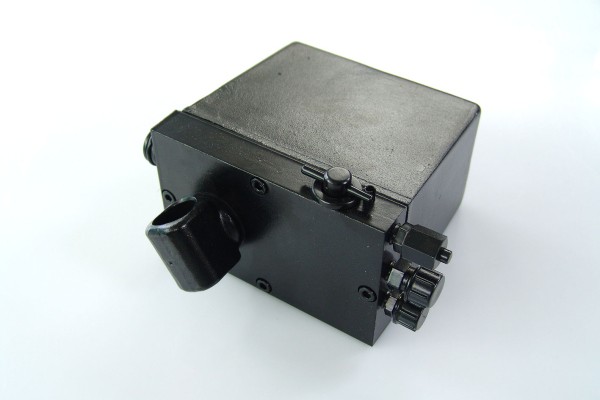 насос подъема кабины! OEM 1450903\ DAF 85CF/95XF/CF65/75/85/65I/65IV/75IV/85IV/F 10360000A PETERS ENNEPETAL