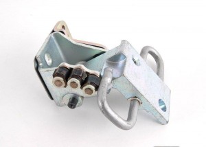 шарнир двери!\ VW Golf 1J1/1J5/Passat 3B2/3B3/3B5/3B6, Audi A6 4B2/4B4, Seat Tol 4B0 831 411 B VAG