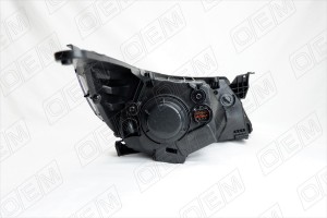 Фара левая Kia Rio 3 QB 2011-2015 OEM0070FL OEMPARTS