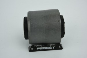 Сайлентблок SAB-B9R3 SAB-B9R3 FEBEST