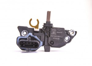 реле-регулятор генератора !28V\MB Actros, Atego, OM366A/LA, OM457LA, Scania P/R/ F 00M A45 253 BOSCH