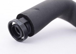 Патрубок BMW 3 (E46) (99-06),5 (E39) (95-03) системы вентиляции картера OE 11 61 7 533 399 BMW