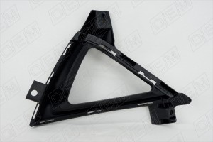 Окантовка противотуманной фары правая Kia Rio 4 FB седан, 2020-нв, ДХО OEM1524R OEMPARTS