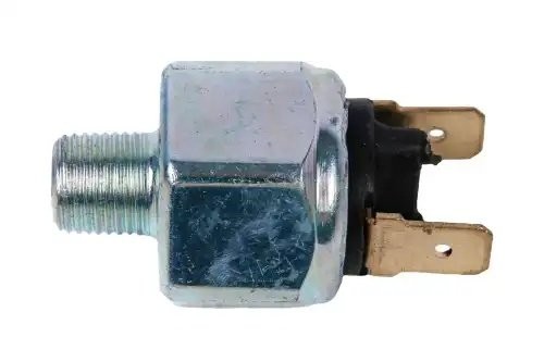 датчик стоп-сигнала! VW Golf 1.3-1.8 74-83/LT 2.0-2.4i/2.4D/TD 75-95 Z05144 ZENTPARTS