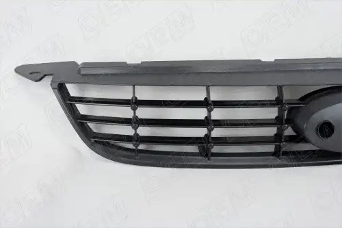 Решетка радиатора Ford Focus 2 2008-2011 OEM3073 OEMPARTS