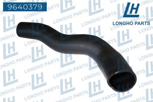 Патрубок MITSUBISHI L200 (06-) интеркулера LONGHO 9640379 LONGHO PARTS