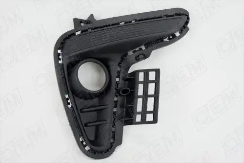 Окантовка противотуманной фары правая Kia Rio 4 FB седан, 2017-2020 OEM1383R OEMPARTS