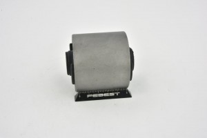 Сайлентблок передн опоры дифференциала SUZUKI GRAND VITARA 06-14 SZAB-046 SZAB-046 FEBEST