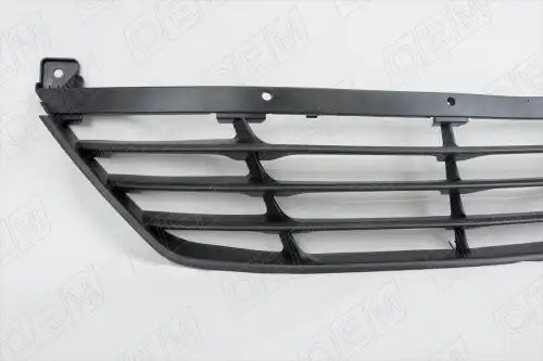 Решетка в бампер нижняя Hyundai Ix35 (2010-нв) OEM3608 OEMPARTS