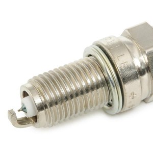 Свеча зажигания IXU24 IXU24 DENSO