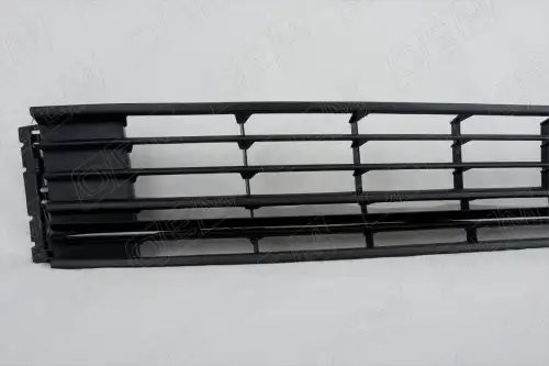 Решетка в бампер нижняя Volkswagen Polo sedan 5 2015-2020, под черную накладку OEM3678 OEMPARTS