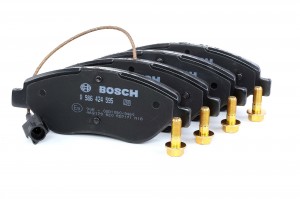 Колодки тормозные FIAT Bravo (07-) передние (4шт.) (с датчиком) BOSCH 0 986 424 595 BOSCH