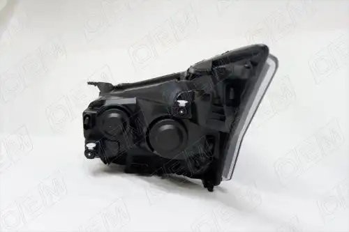 Фара правая Ford Transit (2015-нв) галоген, черная OEM0403FR OEMPARTS