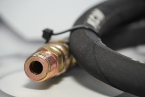 Шланг тормозной КАМАЗ-5320 L=615 мм (гайка-штуцер) СпецМаш 53203506060 SPETSMASH