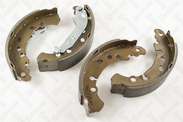 колодки барабанные! \ Toyota Yaris 1.0/1.3/1.4D 06> 000-532-SX STELLOX