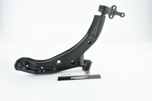 Рычаг правый NISSAN ALMERA N16, CLASSIC 0224-B10RSRH 0224-B10RSRH FEBEST