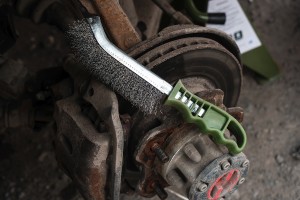 щётка! с пластиковой рукояткой, стальная щетина\ 270211 DELO TEHNICI