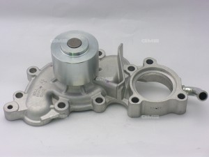 Насос водяной TOYOTA Hilux (92-) (3.0) GMB GWT90A GMB