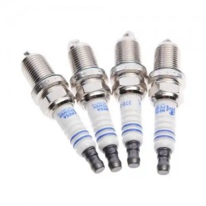 Свеча зажигания RENAULT (4шт.) MEGAPOWER 37031129 MEGA POWER