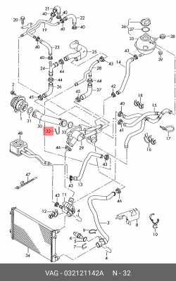 зажим для фланца охлаждения!\ Audi A2 8Z0 032 121 142 A VAG