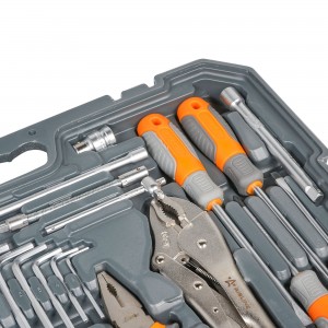 Набор инструментов универсальный 132 предмета, пласт.кейс (AT-132-09) AT-132-09 AIRLINE