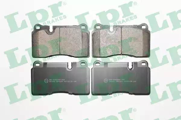 Комплект тормозных колодок 05P1376 05P1376 LPR