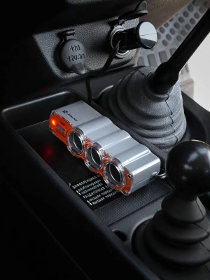 Прикуриватель-разветвитель на 3 гнезда + USB ASP-3U-03 ASP-3U-03 AIRLINE