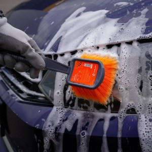 Щетка для мойки автомобиля 25см серо-оранжевая AIRLINE AB-I-03 AIRLINE