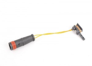 Датчик износа тормозных колодок MERCEDES E (W211) задний OE A 211 540 17 17 MERCEDES BENZ