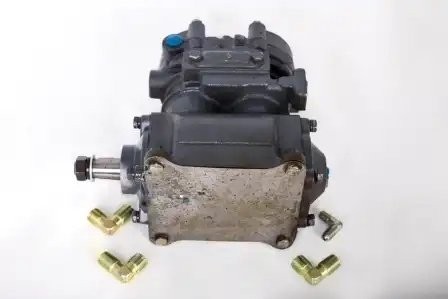 Компрессор ЗИЛ-130 без шкива АВТОМАГНАТ 210л/м 130350900911 AVTOMAGNAT