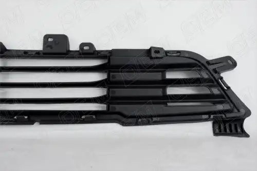 Решетка в бампер нижняя Mitsubishi Outlander 3 2012-2015 OEM3658 OEMPARTS