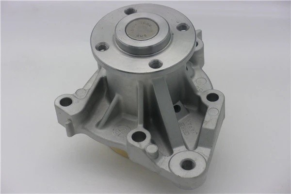 Насос водяной MITSUBISHI Pajero GMB GWM-66A GMB