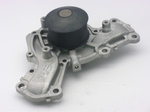 помпа!\ Mitsubishi Pajero 3.5 V6 24V 95> GWM60A GMB
