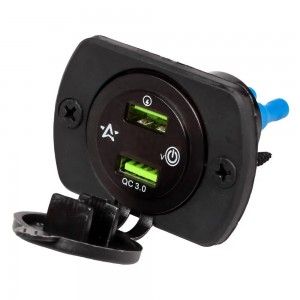 Розетка автомобильная "AIRLINE" (USB встраиваемая влагозащитная, 2 порта, вольтм AEBJ202 AIRLINE