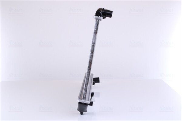 радиатор системы охлаждения!МКПП\ Toyota Carina 2.0i 16V 92-98 64837A NISSENS