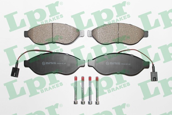 Колодки тормозные дисковые 05P1698 05P1698 LPR