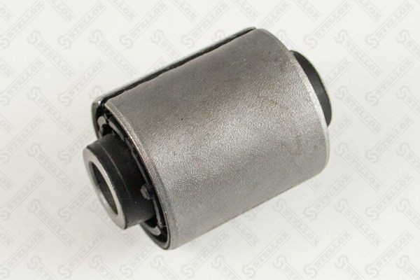 сайлентблок зад. попереч. рычага!\ Hyundai iX35 4WD 10> 77-00529-SX STELLOX
