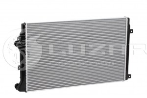 Радиатор охлаждения двигателя для а/м VW Jetta (11-) LRc18L3 LRC18L3 LUZAR