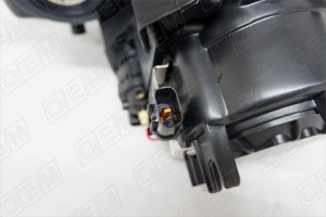 Фара правая Mitsubishi Pajero Sport 2 (2008-2015) ксенон, с корректором OEM0031FR OEMPARTS