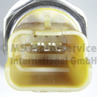 датчик давления топлива!\ Citroen C3/C4/C5, Fiat Scudo, Peugeot 206/207/307/407 711225090 PIERBURG