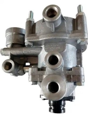 Клапан управления тормозами с 2-х проводный (64221-3522010) БелОМО 6024352201000 BELOMO