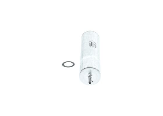 1-СЕРИЯ F20/F21 (2011>) F 026 402 824 BOSCH