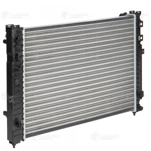Радиатор охлаждения VAG Passat (96-)/A4 (94-)/A6 (94-) AT LRc181DP LRC181DP LUZAR