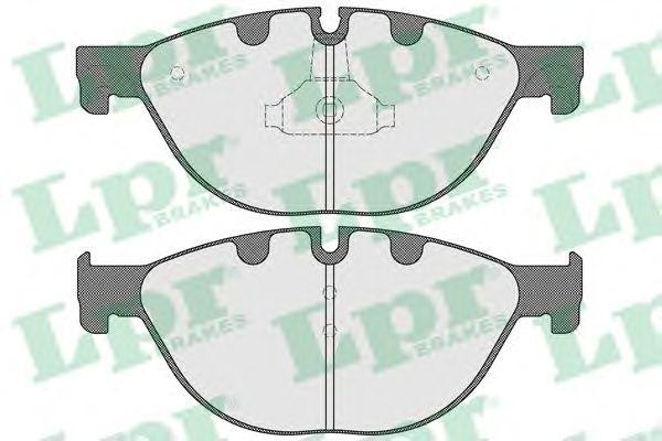 Комплект тормозных колодок 05P1582 05P1582 LPR
