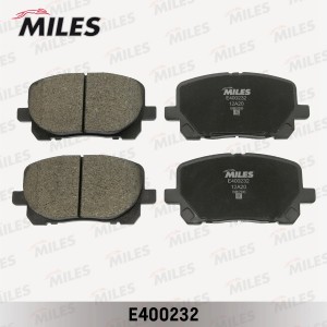 Колодки тормозные передние (без датчика) (Смесь Low-Metallic) (TOYOTA AVENSIS VE E400232 MILES