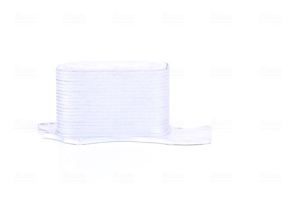 Радиатор масляный двигателя AUDI A6 ALLROAD (C6), A8 (4E), VW TOUAREG (7L) 3.0TD 90910 NISSENS