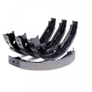 Колодки тормозные BMW 1 (E81,E82),3 (E46,E93,F30),5 (E39) стояночного тормоза (4 0 986 487 607 BOSCH