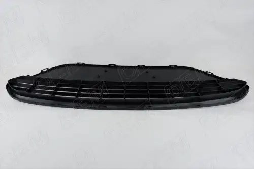 Решетка в бампер нижняя Ford Focus 2 2008-2011, текстурная OEM3679 OEMPARTS